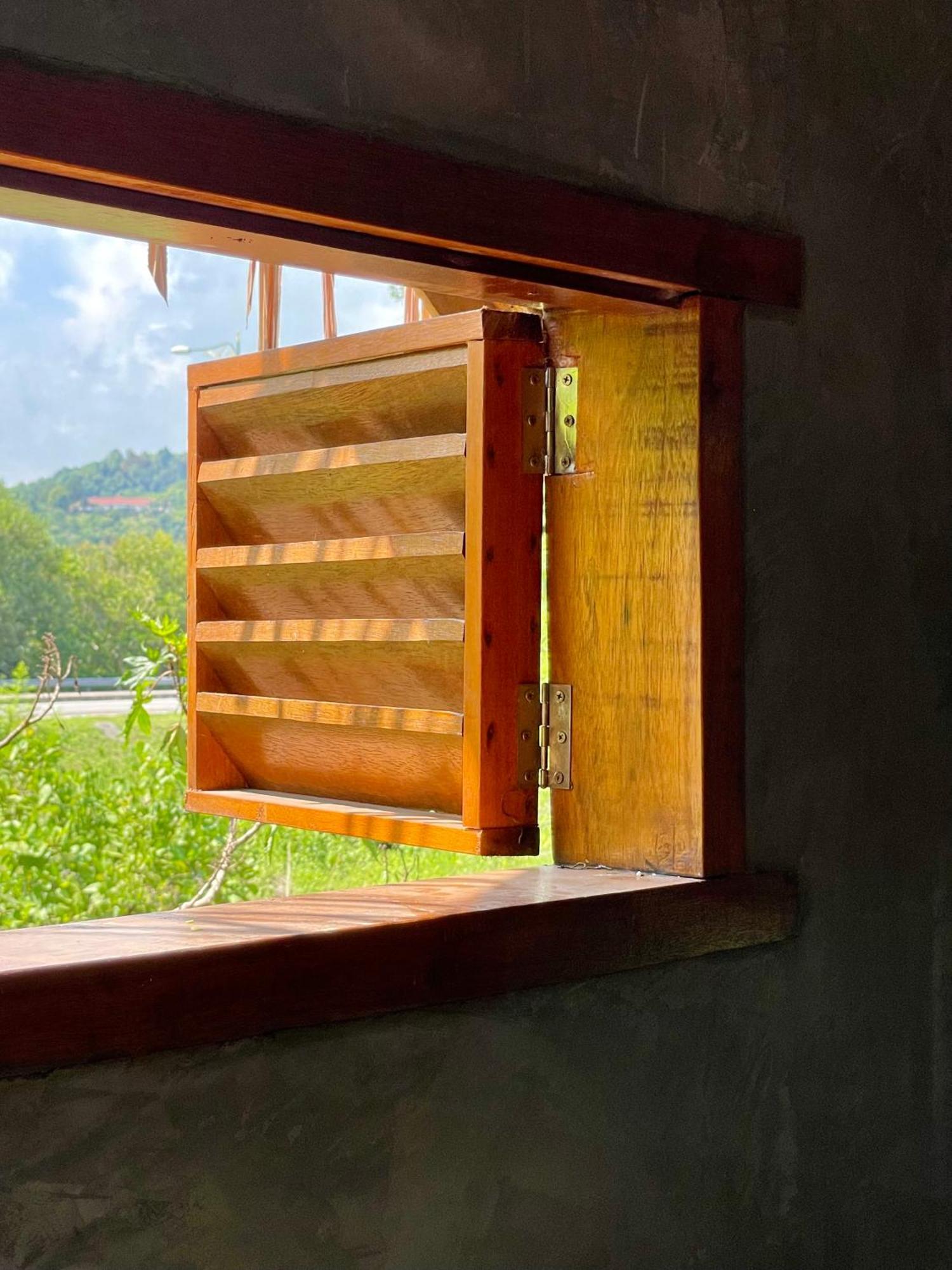 Golden Chenang Village パンタイ・サナング エクステリア 写真