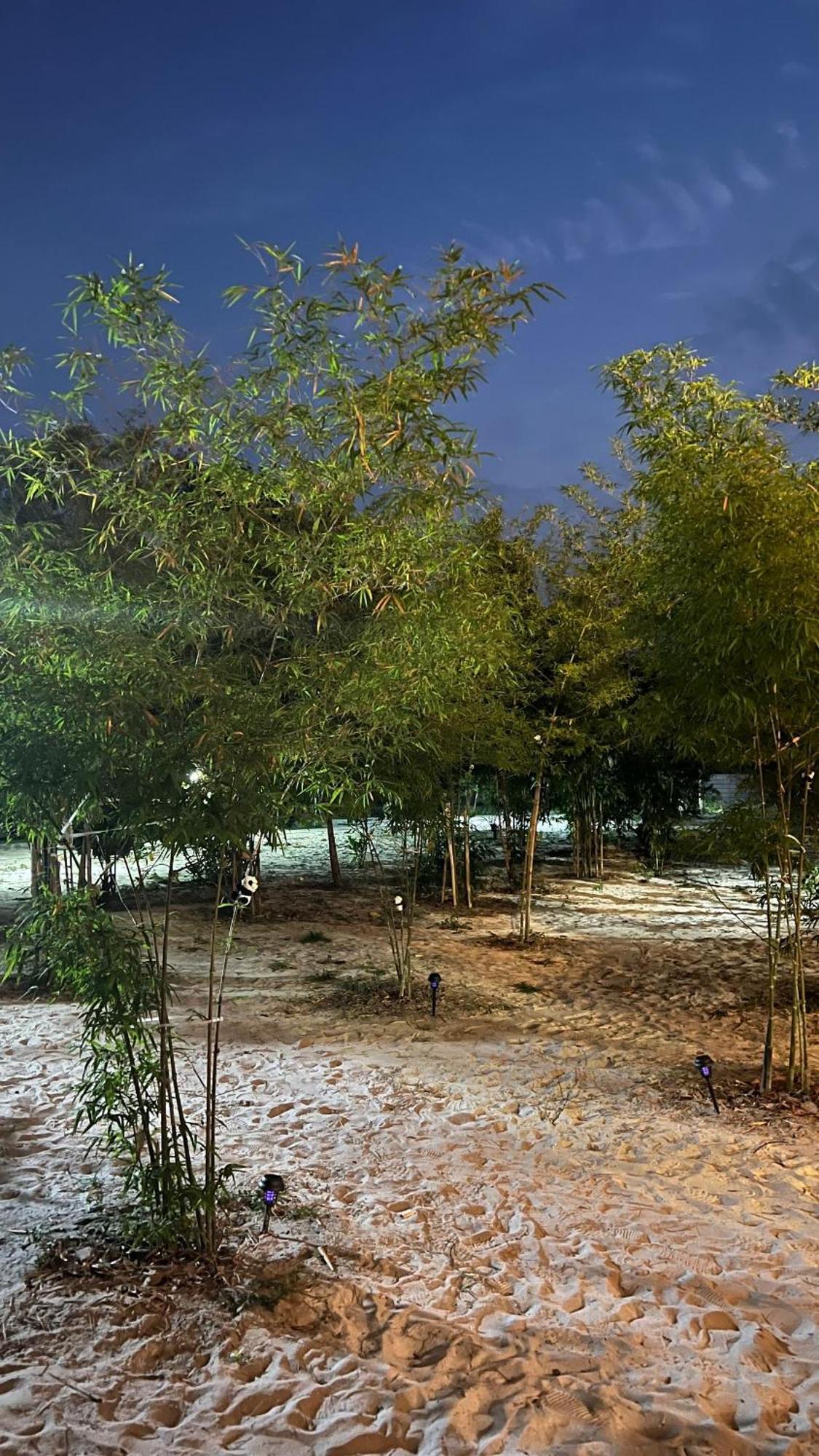 Golden Chenang Village パンタイ・サナング エクステリア 写真